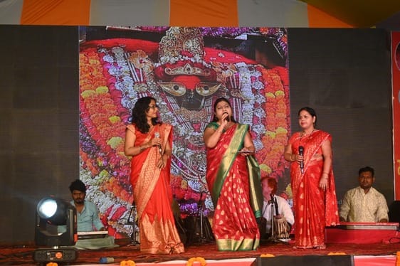 Folk artists attended the Vindhya Festival