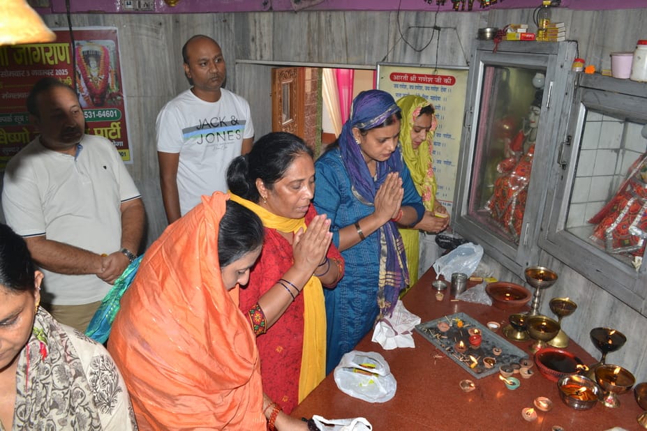 Mother Kushmanda was worshipped in temples