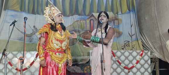 The audience was moved by the poignant episode of exile in Ramlila.