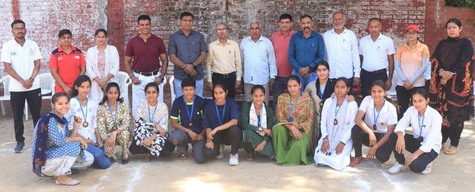 SD College team won in Kho-Kho
