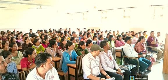 Ani College makes students aware about financial literacy