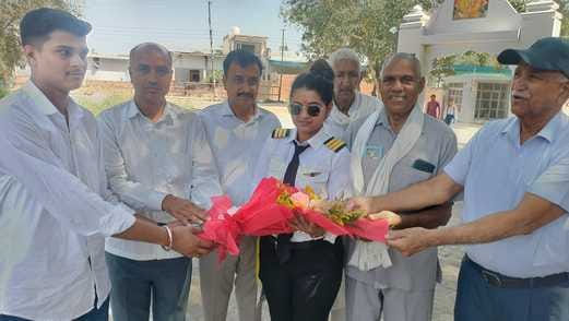 Muskan returns from America after training and becomes a pilot