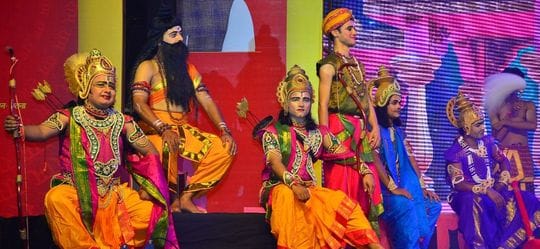 The audience became emotional after listening to Sita Swayamvar and Laxman-Parashuram dialogue.