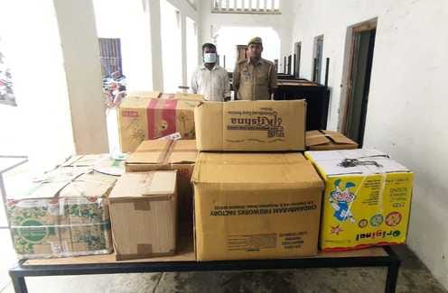 Pickup driver arrested with fireworks worth Rs 2 lakh