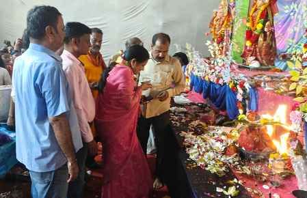 Devotees are visiting Maa Vaishno Devi through artificial hills