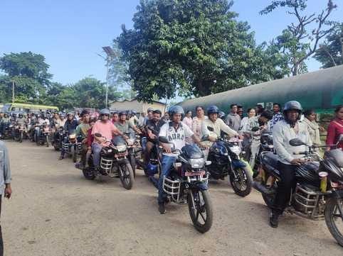 Dussehra: People going to Nepal are crowded at the border
