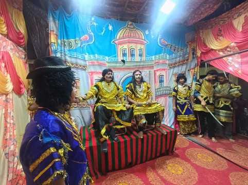Lakshmana cut off Shurpanakha's nose