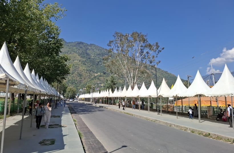 The market is getting decorated... Kullu is ready for Dussehra festival.