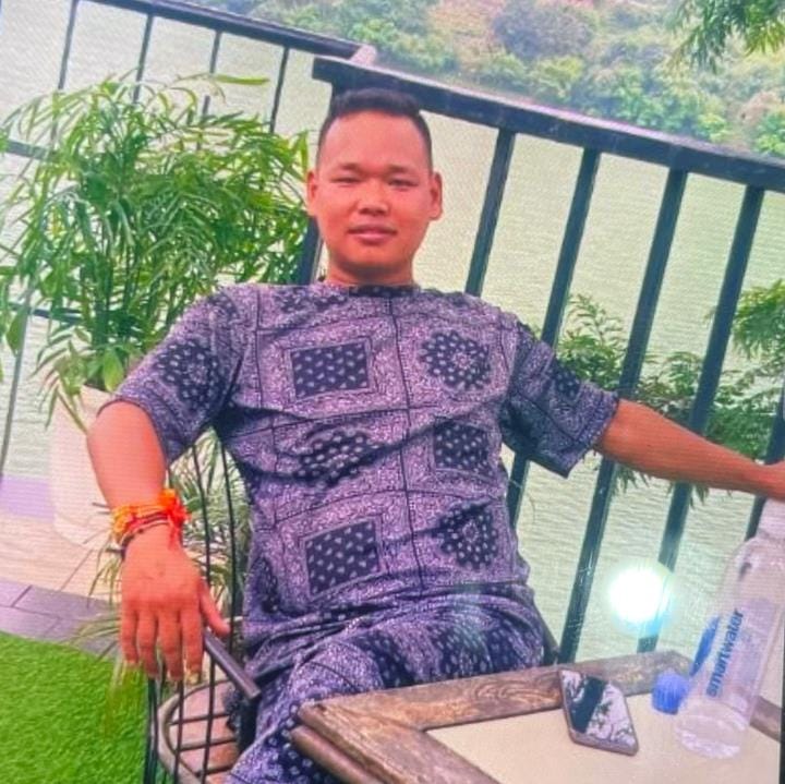 E-commerce company manager found hanging