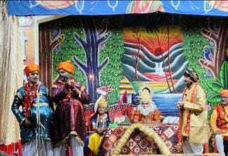 The performances of the artists awakened the spirit of devotion