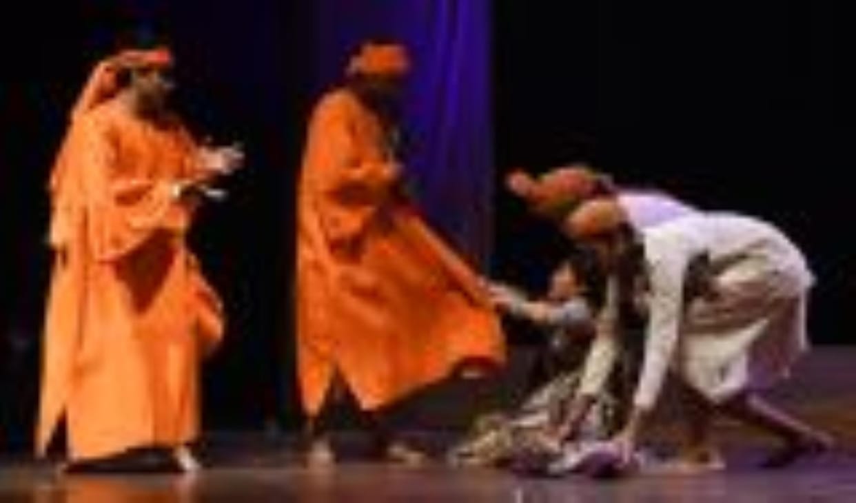 The story of Mirabai is depicted in the play 'Dusra Na Koi'