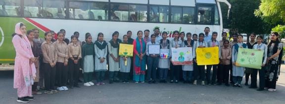 Student tour group leaves for Rakhigarhi
