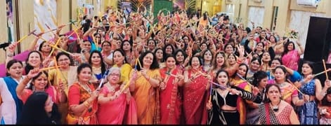 Women danced on Dandiya Night