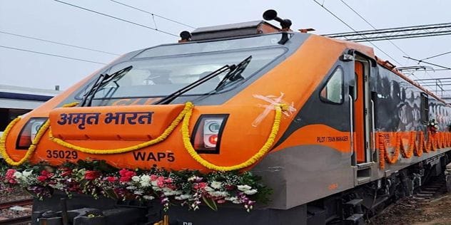 Reservations in regular trains are full till Chhath Puja, long waiting period in special trains