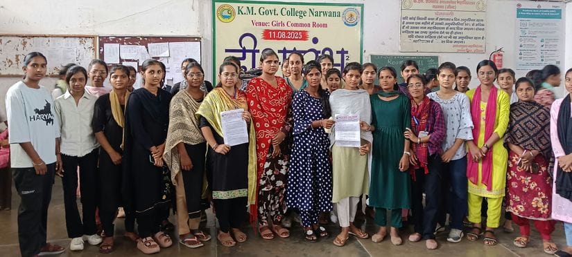 Opposition to transfer of scholarship scheme to NSP