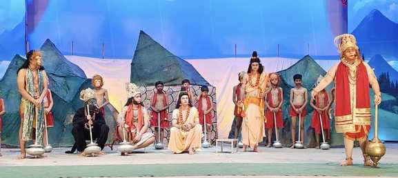 Hanuman crossed the sea and reached Lanka in search of Mother Sita.