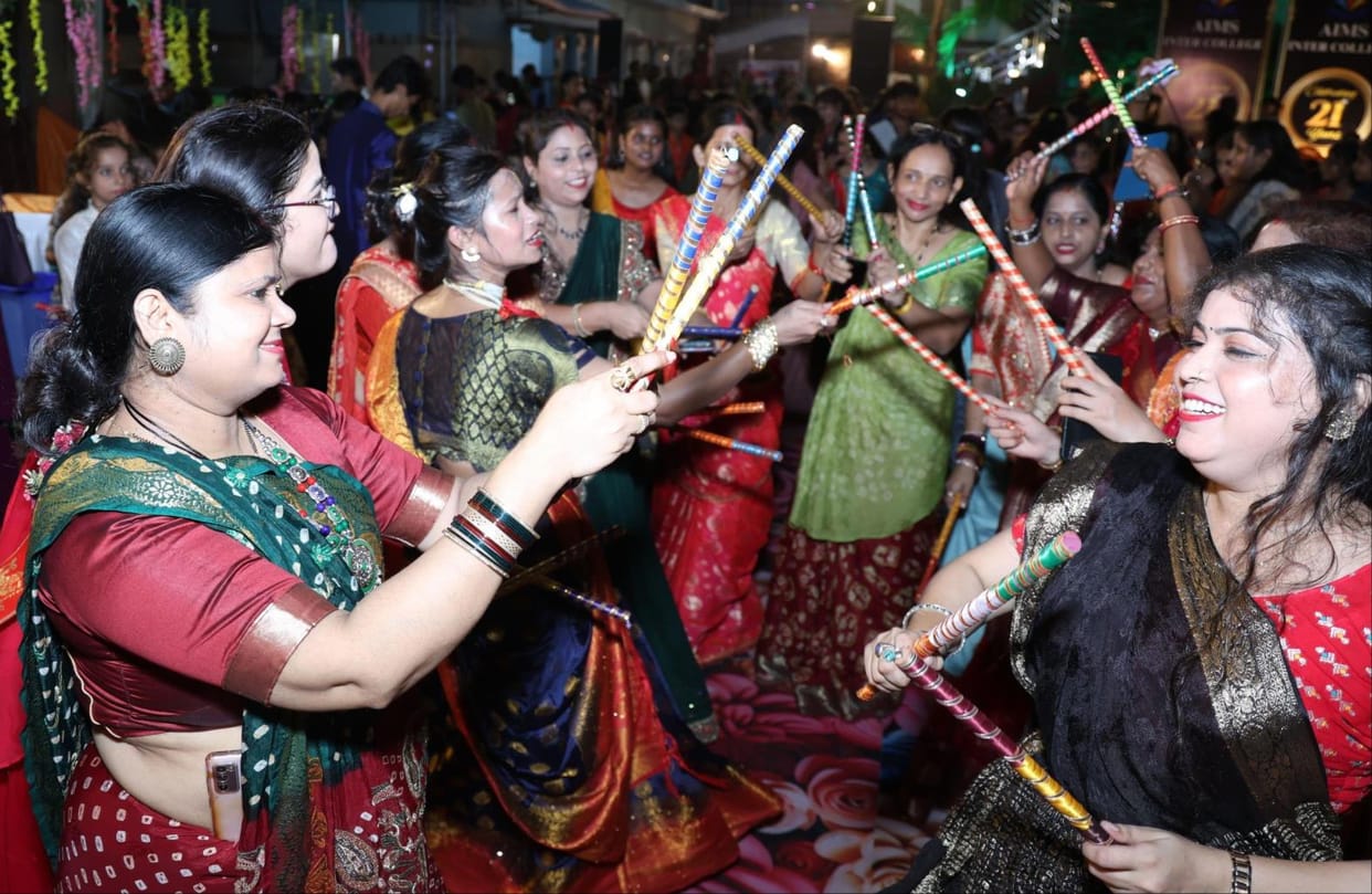 Organizing Garba and Dandiya dance