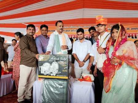 107 couples took the seven vows in Shahabad and Sawaijpur, three couples got married.