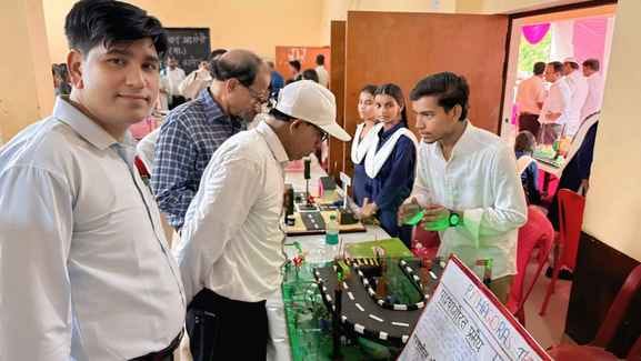 Sharad and Abhishek showed their skills in the science exhibition.