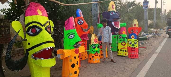 5 to 30 feet tall Ravana effigies ready for sale