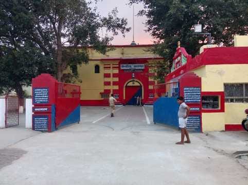 Bareilly incident's mastermind Maulana Tauqeer brought to Central Jail
