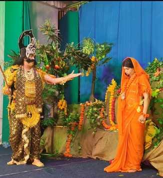On the orders of Shri Ram, Sugreeva challenged Bali, and a war broke out between the two brothers.