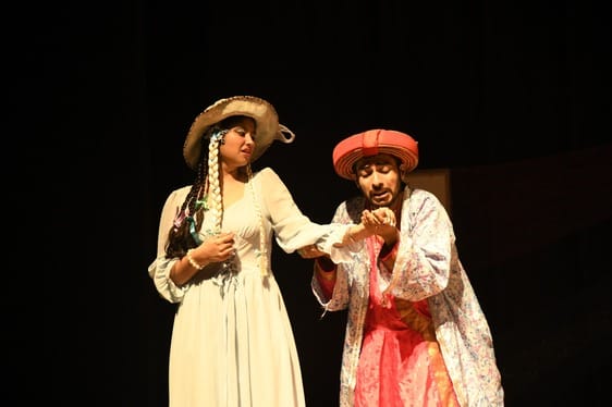 Artists gave the message of adopting Swadeshi through the play Uzbek Raja.