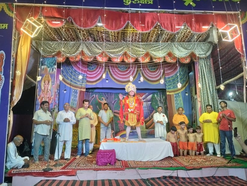The episode of Hanuman Chowki was staged in Ramlila.