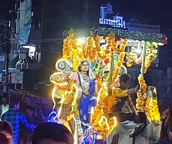 A grand procession of Lord Shri Ram took place in the town