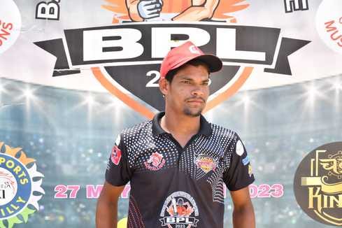 Shahjahanpur Veterans beat Farid Academy by two wickets