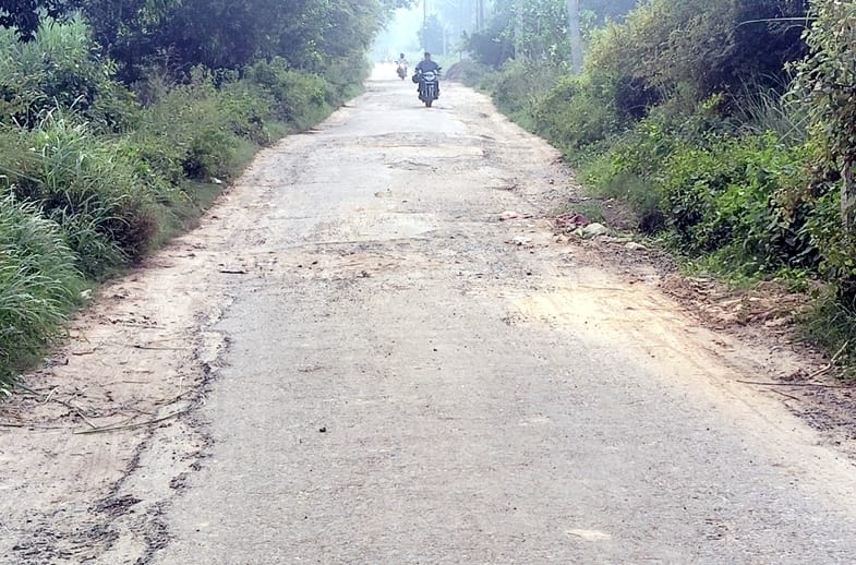 Malan's water broke the Gajraula-Mandawar road