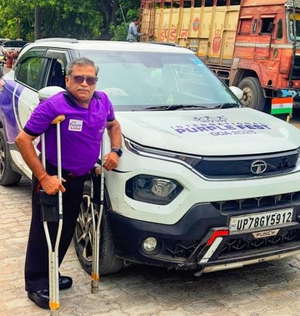 Divyang Sunil Mangal will drive a car from the city to Goa