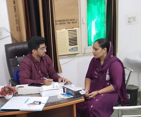 Free check-up of patients in health camp