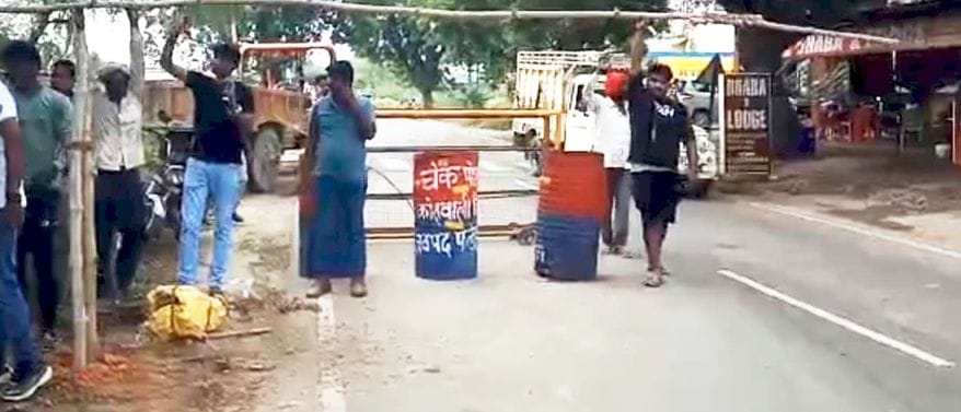 Entry of heavy vehicles banned in the city, barricades installed at four places