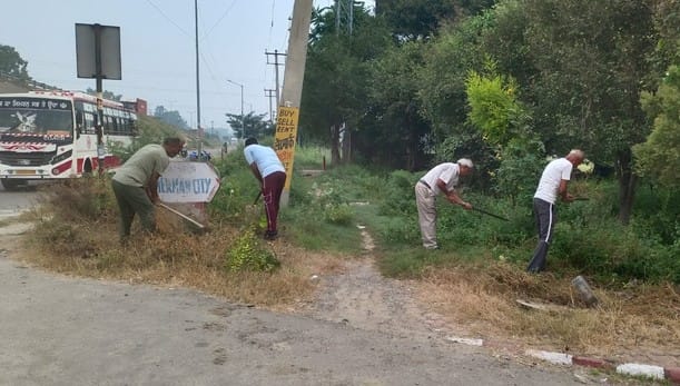 DMC organized a cleanliness drive and donated labour