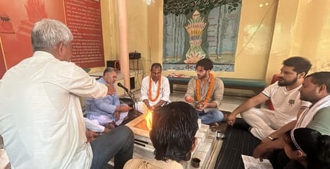 Vishal of Chaduni Jattan has given up his Muslim faith and embraced Vedic religion.