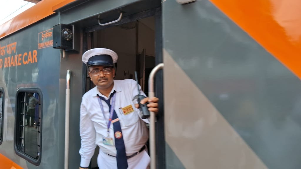 Muzaffarpur Bihar news : amrit bharat train flagged off today muzaffarpur to hydrabad today