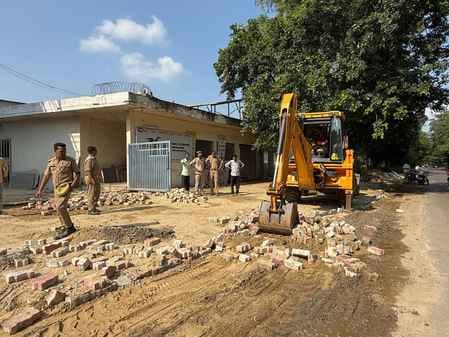 Forest department removed encroachment from the roadside