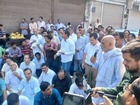 Market closed in protest against anti-encroachment drive