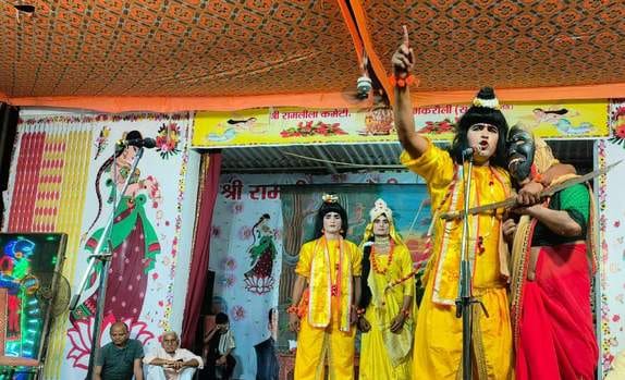Sita placed the garland around Shri Ram's neck when Shiva's bow broke.