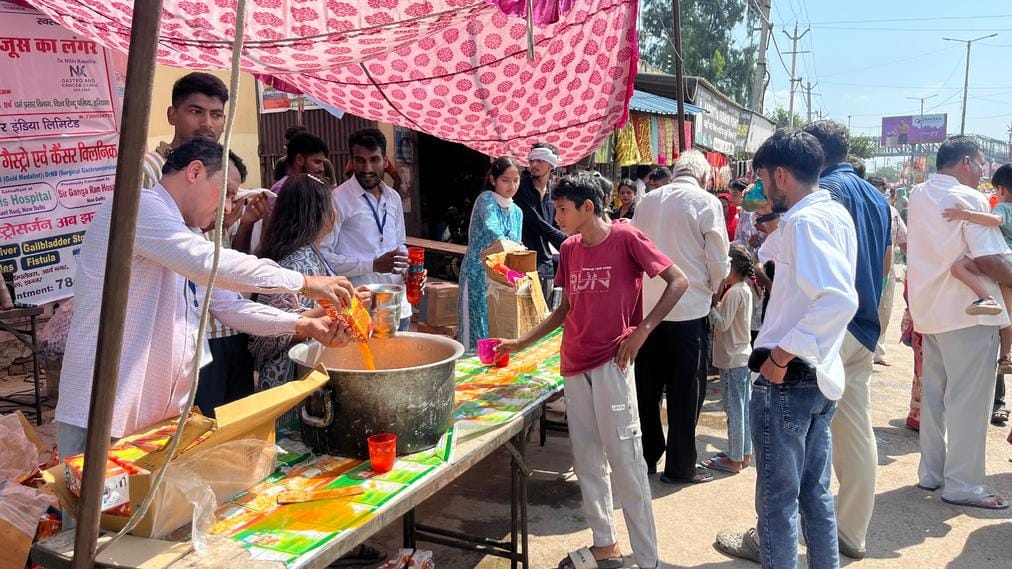 1000 liters of juice distributed to devotees