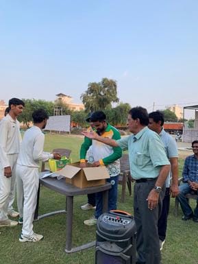 Laddus distributed on India's victory over Pakistan