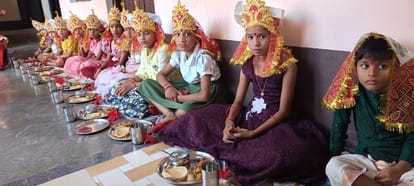 Navratri Ashtami 2025: Kanya Pujan and Maa Mahagauri Worship in Shobhan and Shivvaas Yog