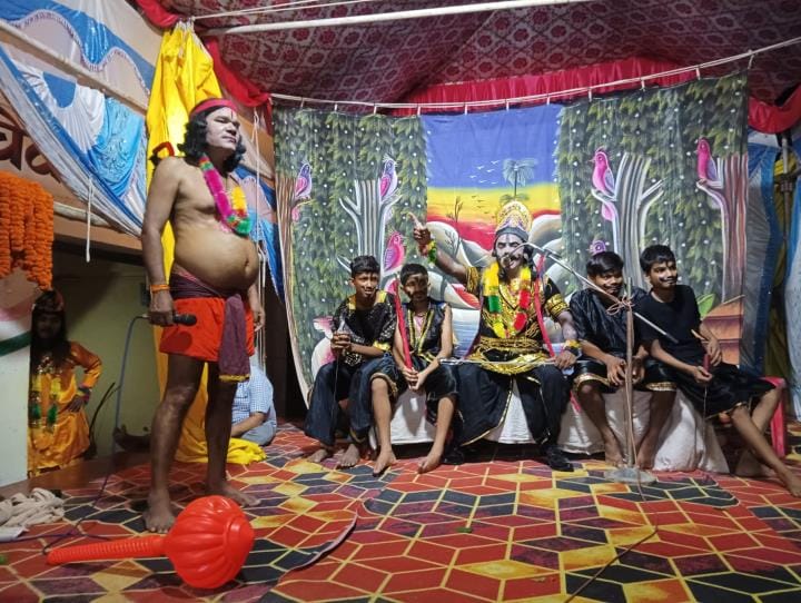 Hanuman burned Lanka, cheers rang out.