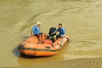 Siddharthnagar News: Teenage girl who went to bathe with friends goes missing in Banganga river