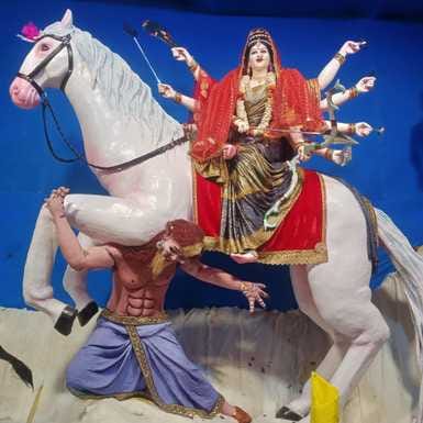 Devotees are getting emotional after seeing the divine sight of the Mother in the pandals.