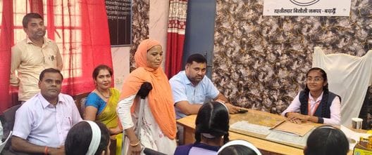 Shubhi became a tehsildar for a day