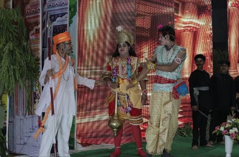 Hanuman burnt the golden Lanka with the fire in his tail.