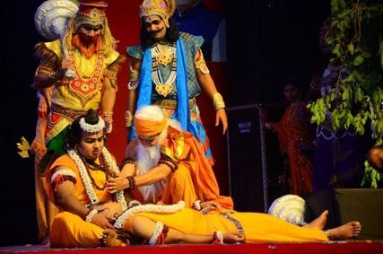 Crowd gathered to see the performance of unwavering devotion to Laxman Shakti and Mata Shabari.