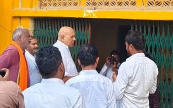 The Agriculture Minister inspected the committee and took feedback from the farmers.
